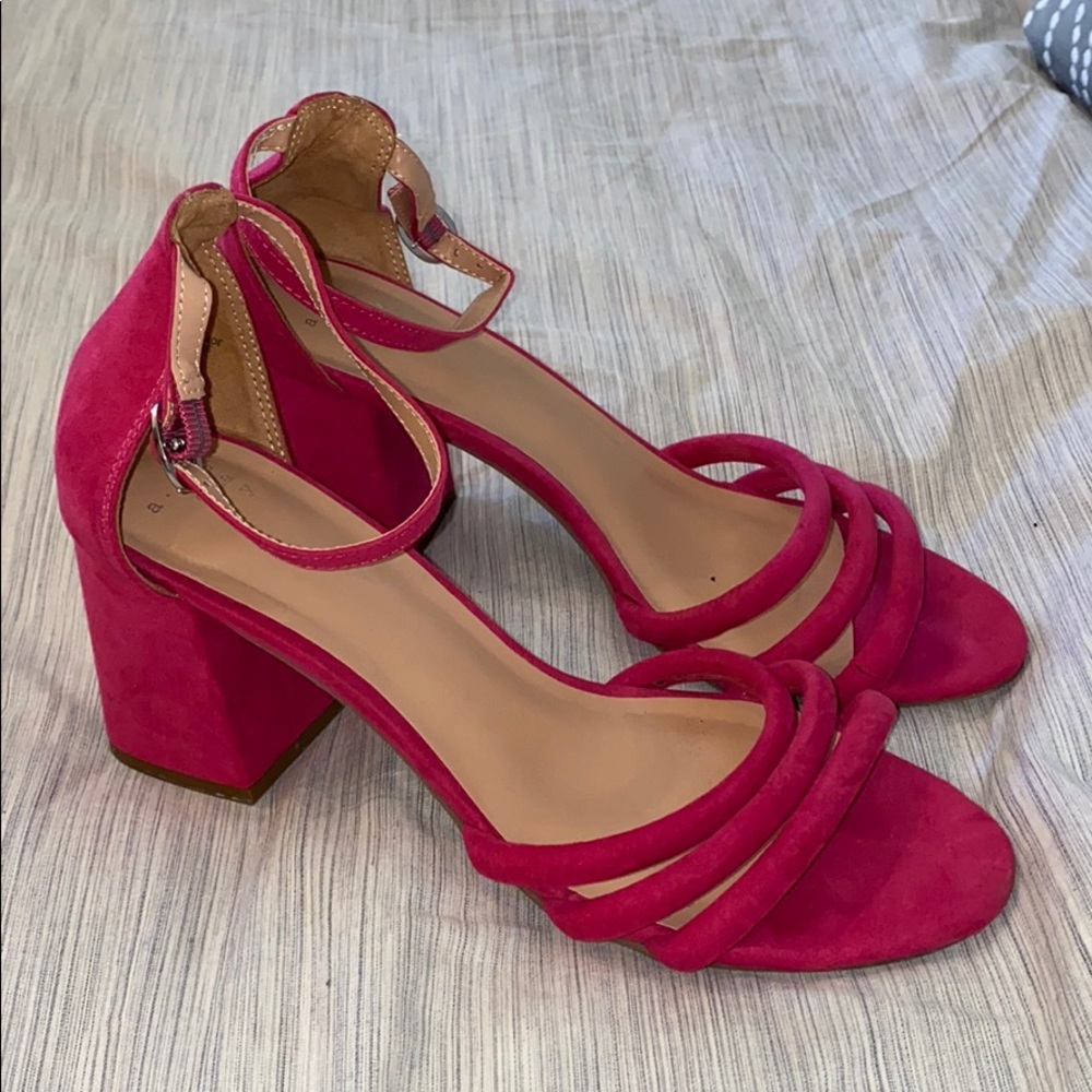 Hot Pink Heels